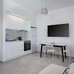 Palma Elegant Nausa
